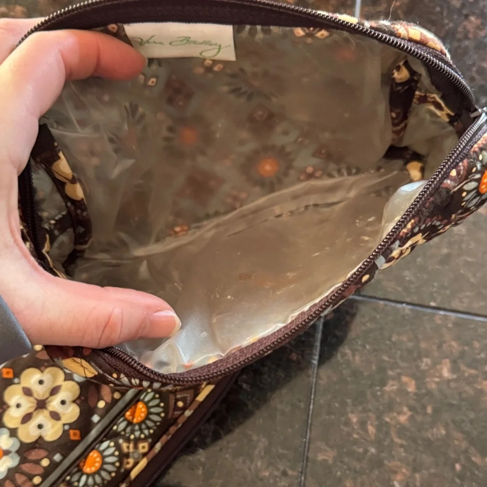 Vera Bradley Brown Canyon Patterned Travel Set - Picture 6 of 7